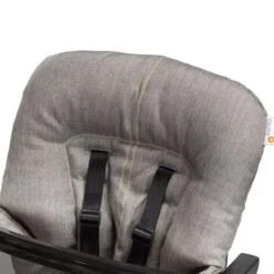 Qute Q-Lunch Kinderstoel Jeans Taupe 9 Qute Q-Lunch Kinderstoel Jeans Taupe -Optimaal Babyartikelen Winkel Qute Q Lunch Kinderstoel Jeans Taupe 5 7903