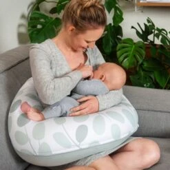 Doomoo Buddy Leaves Voedingskussen Aqua Green -Optimaal Babyartikelen Winkel doomoo buddy leaves voedingskussen aqua green 3 38ec